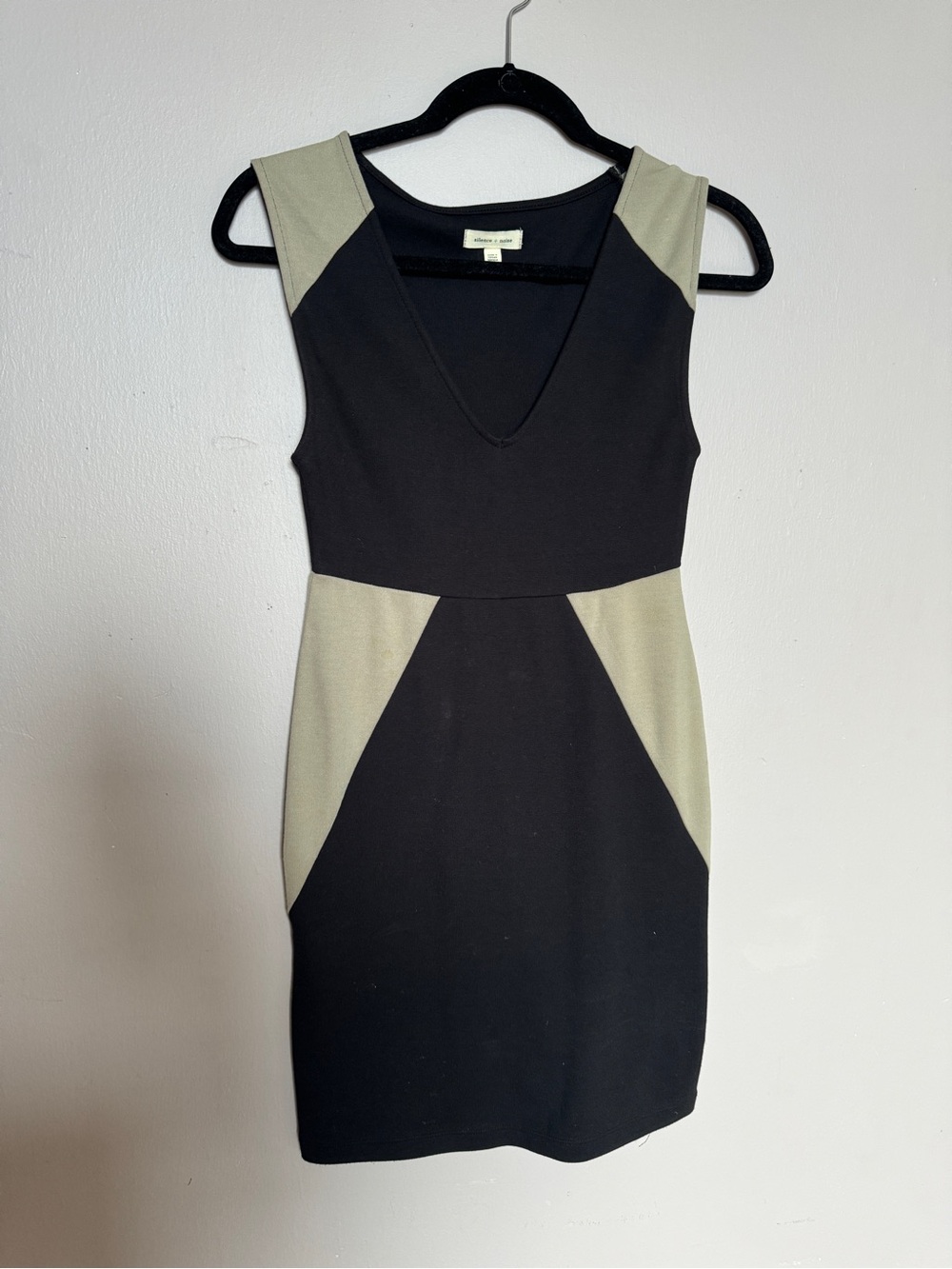 silence + noise Black and Cream Colorblock Mini Sheath Dress